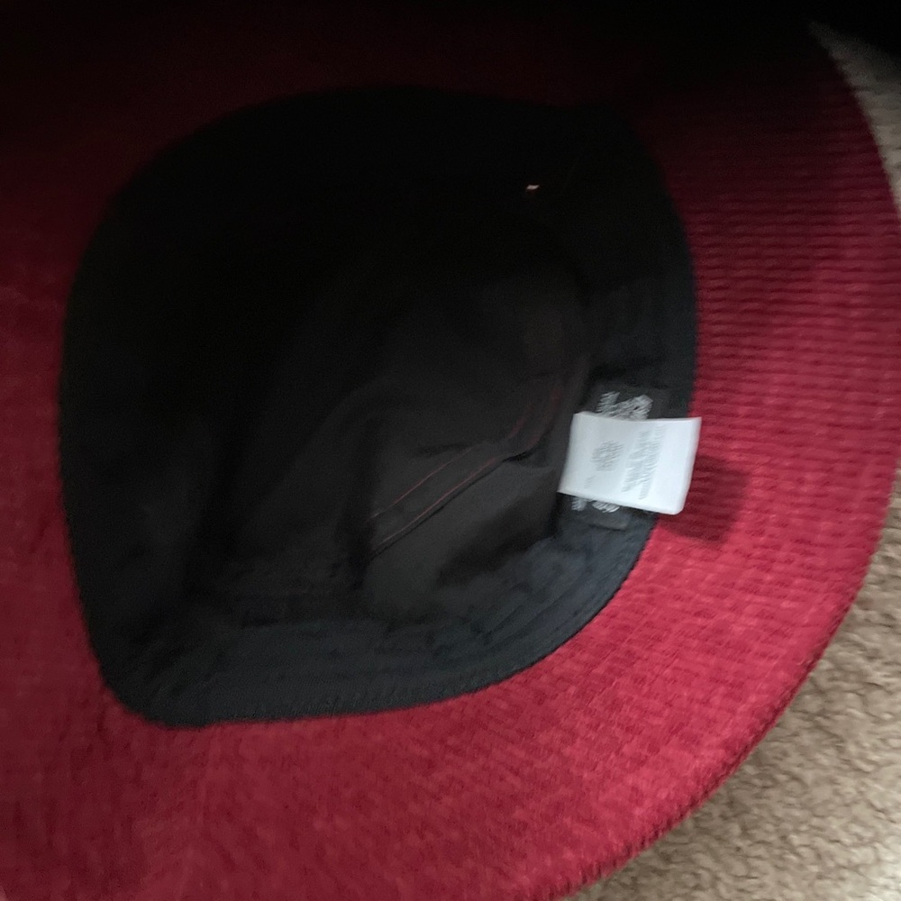 Levi’s bucket hat - Picture 4 of 4